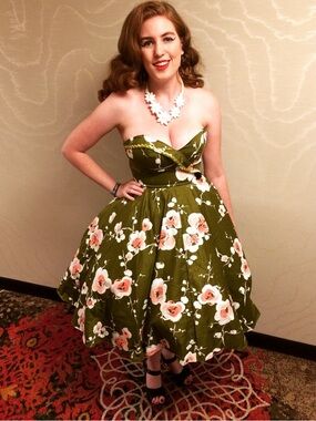 Ains and Elke Custom Made Hawaiian Dress Vintage Fabric